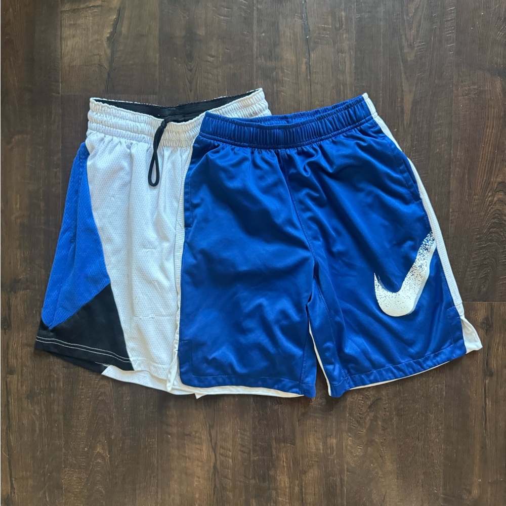 Set of 2 Nike Athletic Shorts